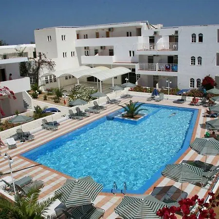 Hyperion & Hotel 4*